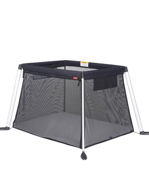 Phil & Ted’s traveller cot62864737662081116