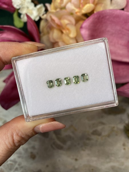 $1 RES ~ $2800 Buy Now * 2.30ct Green Sapphire Emerald Cut Layout Carousel 1