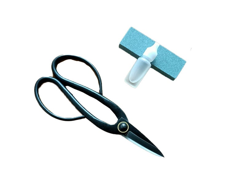 Pruning Scissors, Versatile tool for use around the kitchen, house and garde Carousel 1