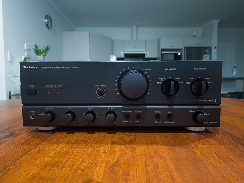 Technics SU-VX700 Stereo Amplifier - MONSTER AMPLIFIER!! Carousel 1