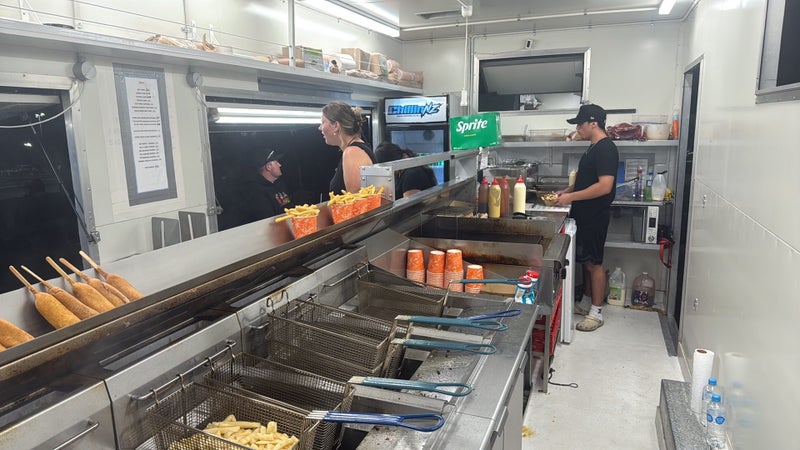 2023 Nz built food trailer62865837833089113