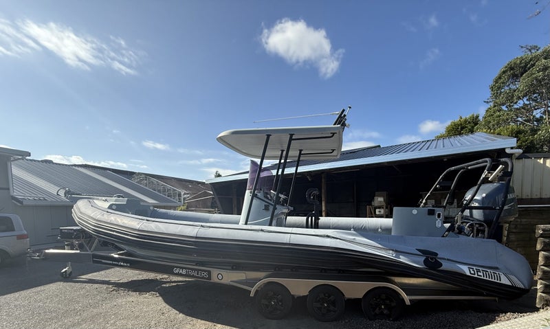 INFLATABLE BOAT REPAIR AND RETUBE SERVICE Carousel 1