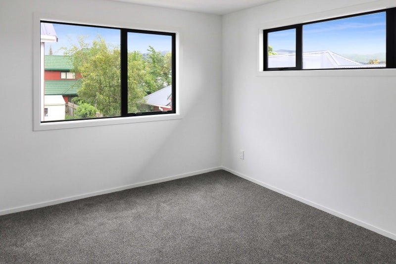 Waterloo, 2 bedrooms62885374756097114