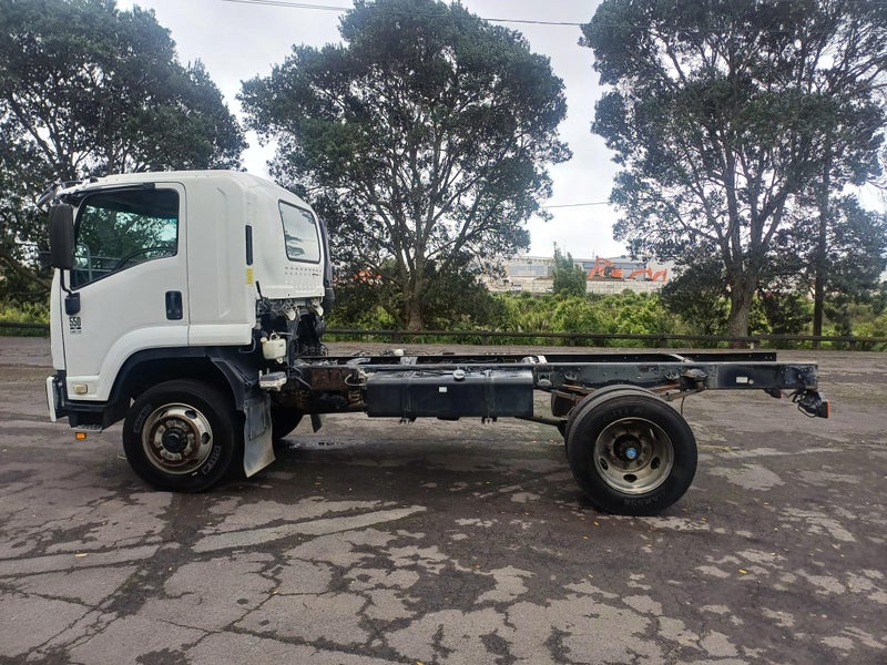 2020 Isuzu FSS 4WD / 4 x 462867854439937113