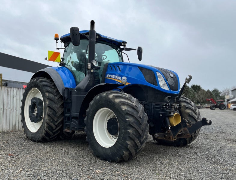 2018 New Holland T7.315 Carousel 1