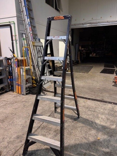 Gorilla Silverback 180kg Industrial Ladder Carousel 1