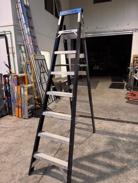 Easy Access Fibreglass 150kg Industrial Ladder Carousel 2