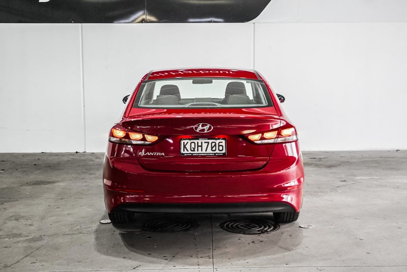 2017 Hyundai Elantra 2.0P/6AT/SL/4DR/5S62864759666947114