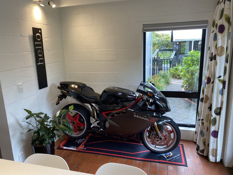 MV Agusta 750 SENNA 200262864759762689114