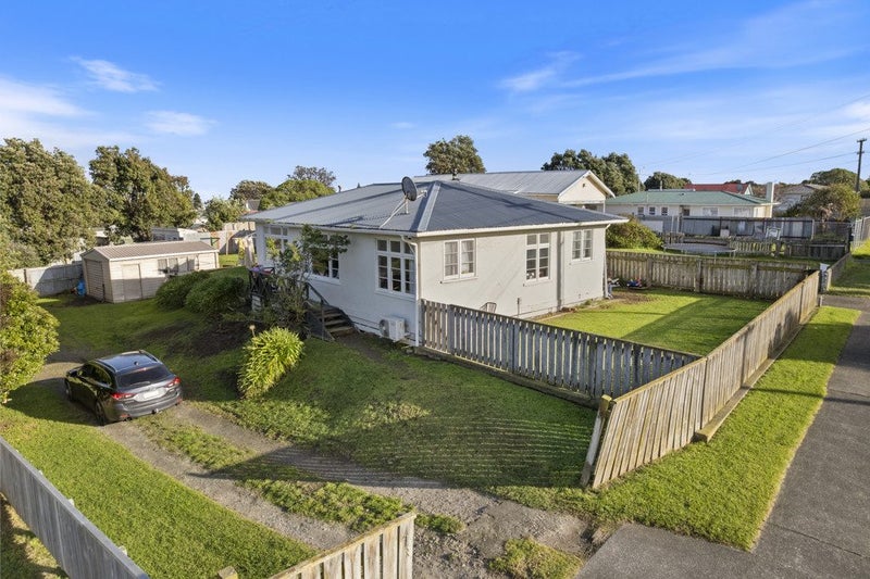 Image 1 of 20