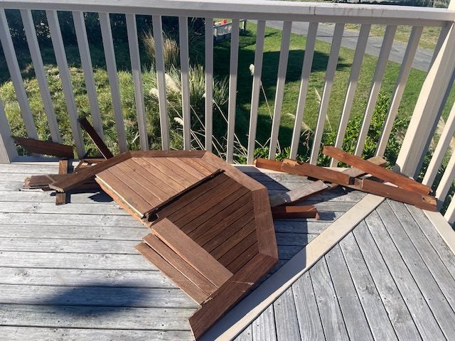 Teak wood pieces Carousel 1