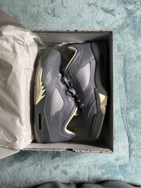 Jordan 5 Low Carousel 1