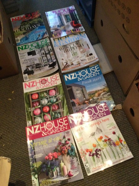 8 NZ HOUSE & GARDEN MAGAZINES Carousel 1