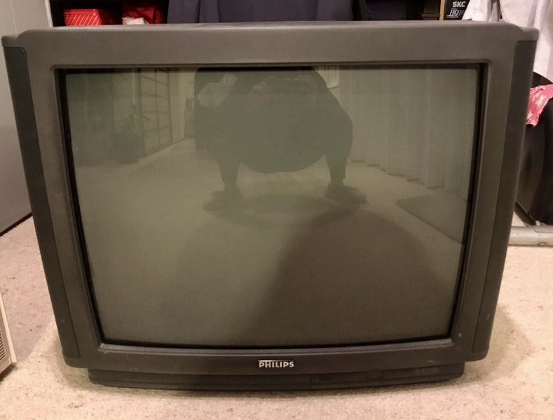 Philips 28” CRT TV retro gaming TV Carousel 1