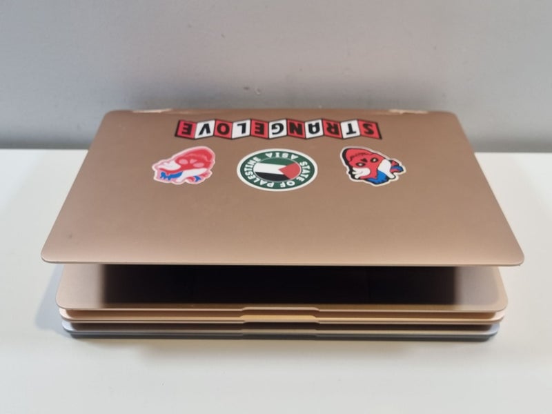 Apple Macbook Airs x3 Laptops (For Parts)628638674152971119