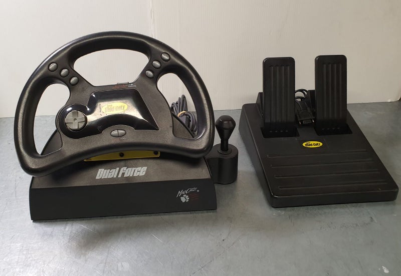 MadCatz DualForce PS1 Racing Wheel Carousel 1