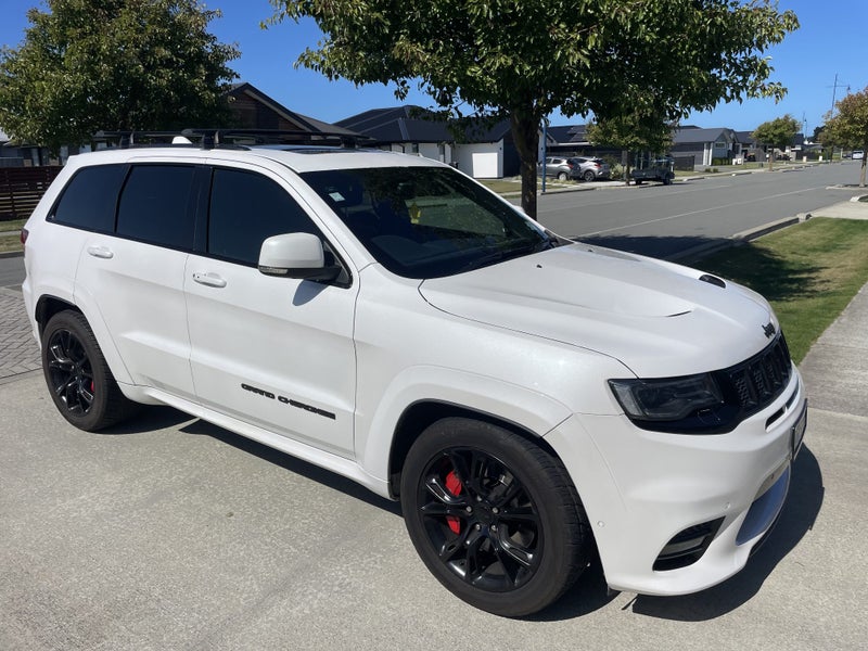 2018 Jeep Grand Cherokee Srt862864759374211111