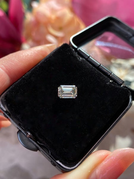 $1 RES ~ $1449 Buy Now * 1.01ct Emerald Cut Diamond - Lab Grown Carousel 1