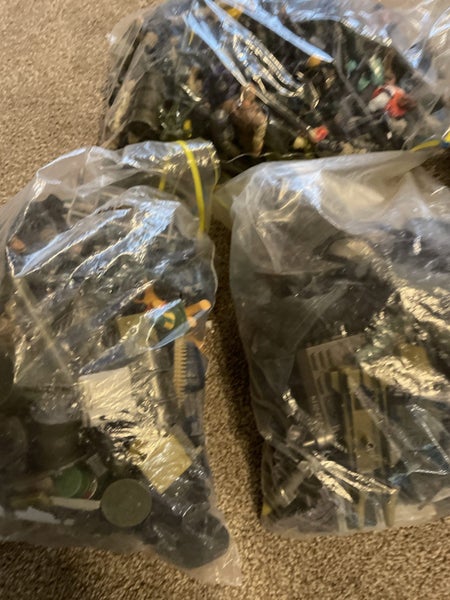 HUGE WORLD PEACEKEEPERS COLLECTION62863873673731112