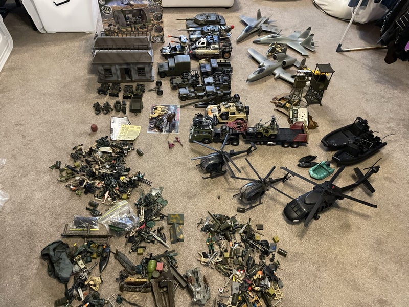 HUGE WORLD PEACEKEEPERS COLLECTION628638736737311114