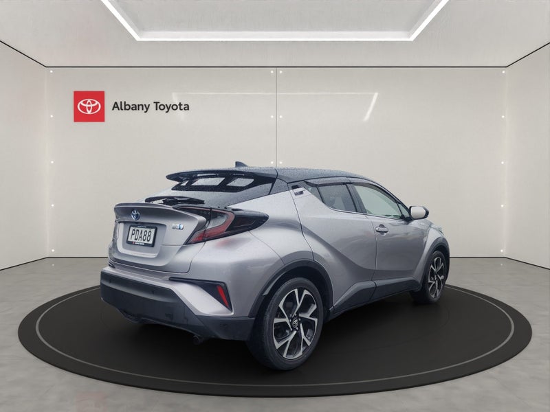 2019 Toyota C-HR 1.8P/Hybrid G Spec Two Tone62864759463682112