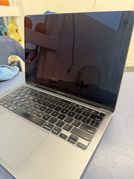 MacBook Pro Space Grey 2022 512gb62863867313667112