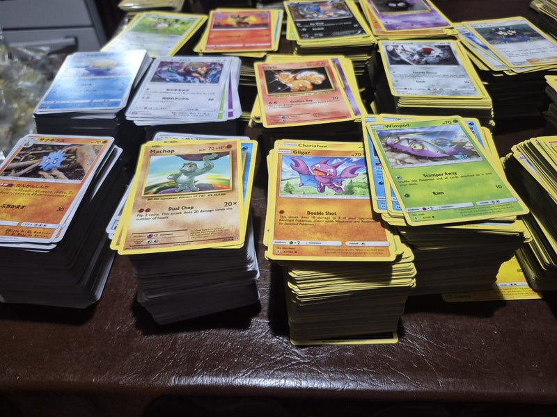 Ultimate Vintage Pokémon Bundle – Holos, Rares, Gameboy, & More! Carousel 18