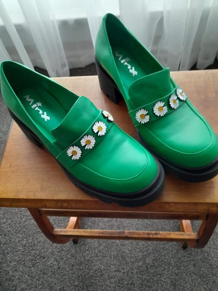 MINX Daisy Shoes Carousel 2