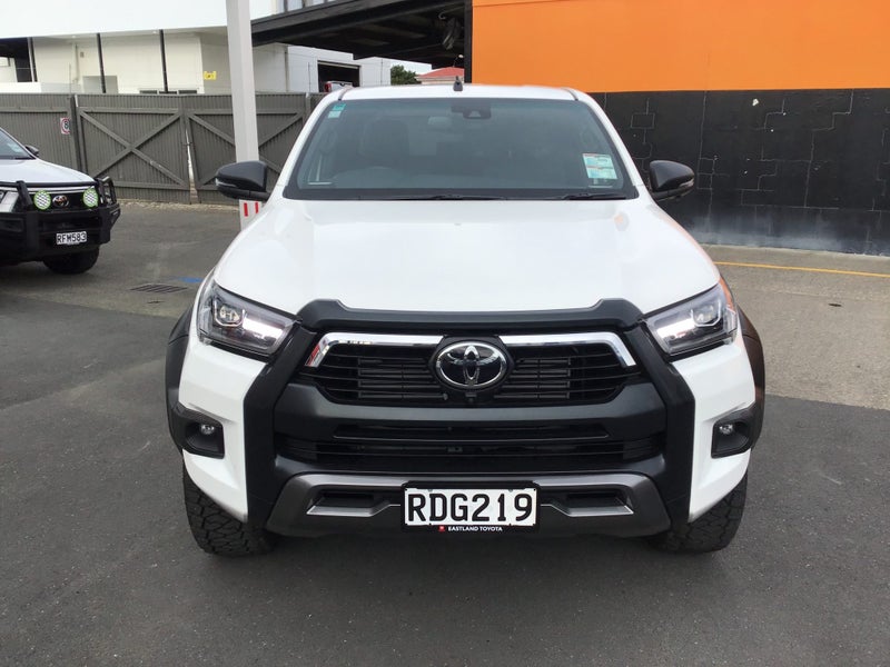 2025 Toyota Hilux SR5 Cruiser 2.8DT Hybrid 6AT...62867854215555112