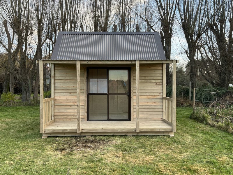 The Indiana Cabin with Loft (10sqm) Carousel 2