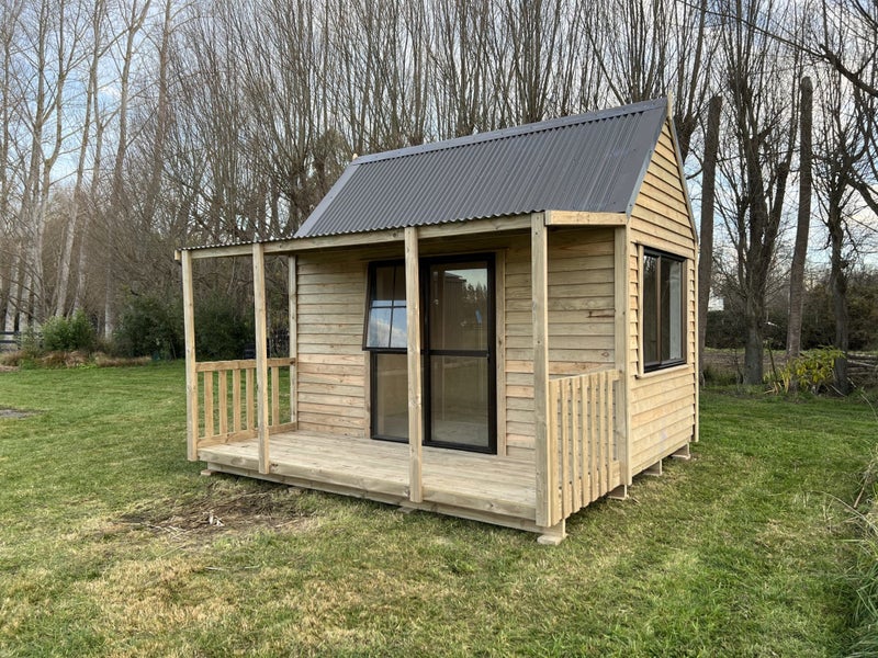 The Indiana Cabin with Loft (10sqm) Carousel 1