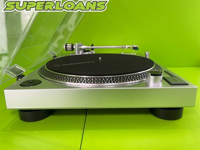 ** AUDIO TECHNICA TURNTABLE ** Carousel 7