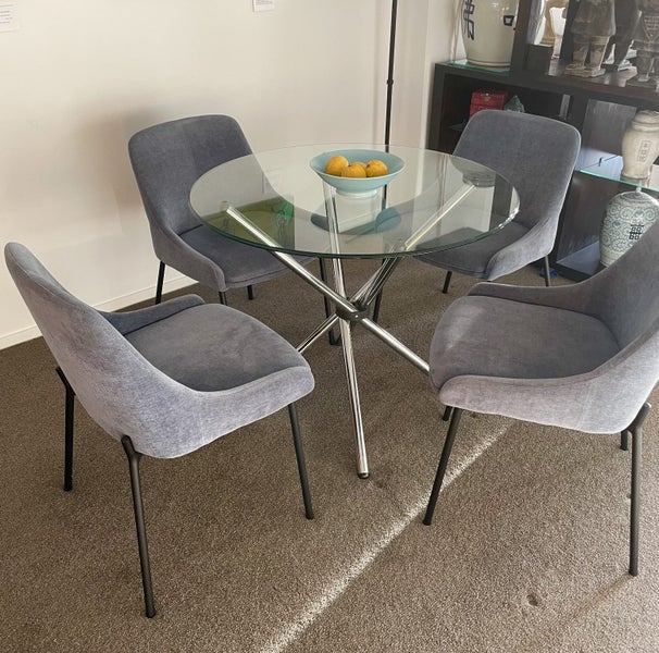 Dining Table & Chairs628647399335701127