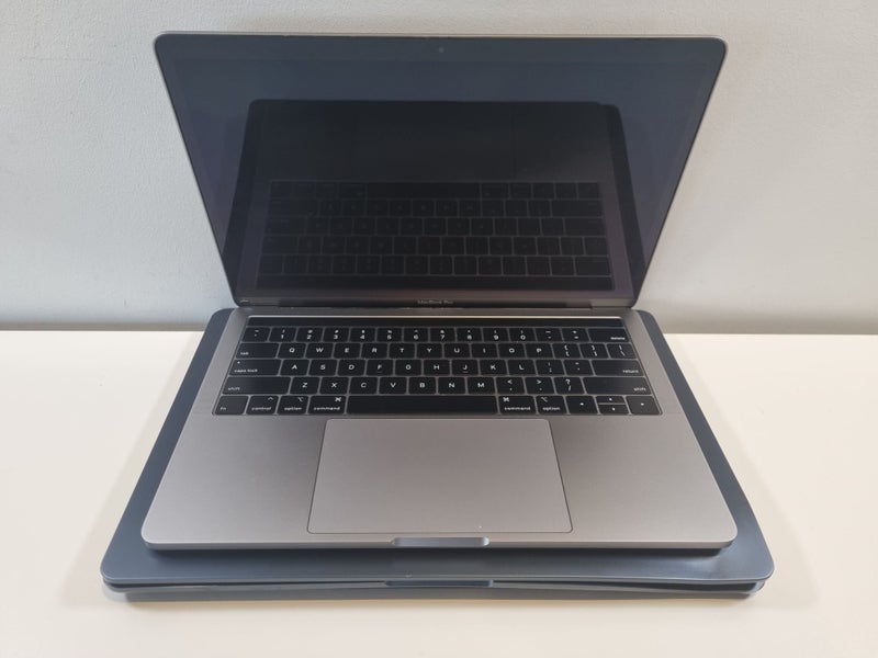 Apple Macbooks x2 Laptops (For Parts)62863867438977111