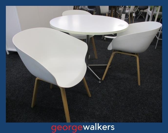 PR5861 White Round Meeting Table + 3 Tub Chair Set Carousel 1