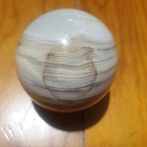 Banded Onyx Carousel 1