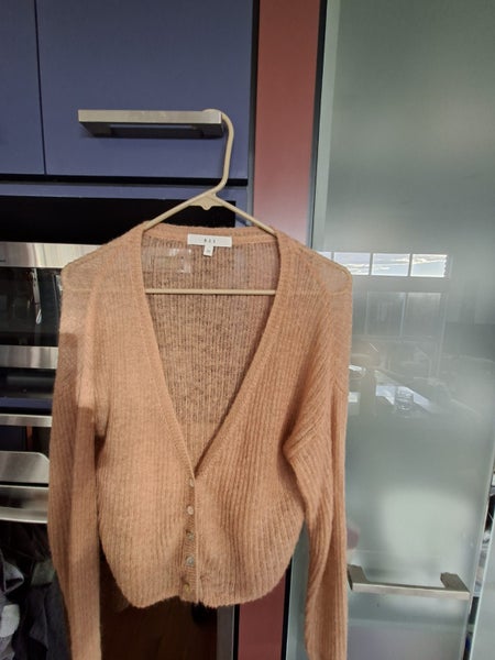 Max light brown xs cardigan never worn fit 8 or 10 lightweight $25 a good buy Carousel 3