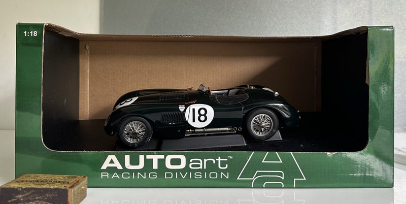 Autoart 1:18 Jaguar C-type - Le mans winner Carousel 20