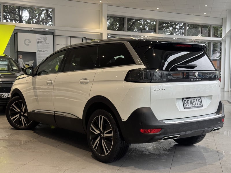 2021 Peugeot 5008 Gt 1.662865837607169112
