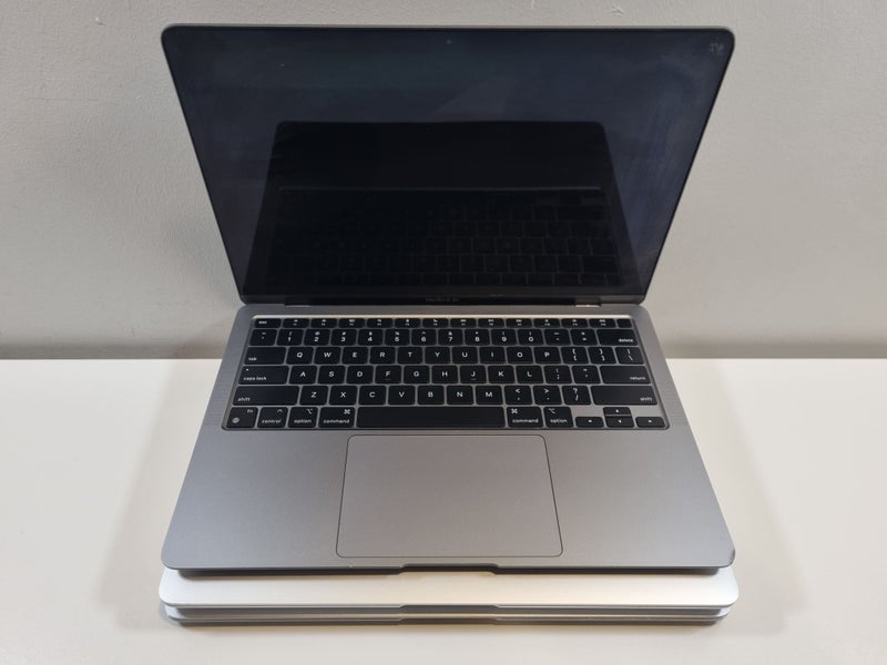 Apple Macbook Airs x3 Laptops (For Parts) Carousel 2
