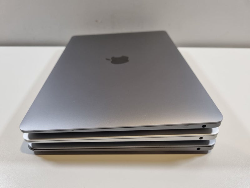 Apple Macbook Airs x3 Laptops (For Parts) Carousel 12