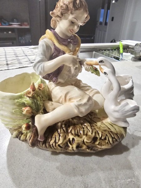 Gainsborough boy and swans62865826806146113