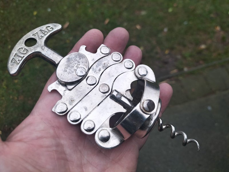 Vintage French "Zig Zag" Concertina Corkscrew Carousel 1