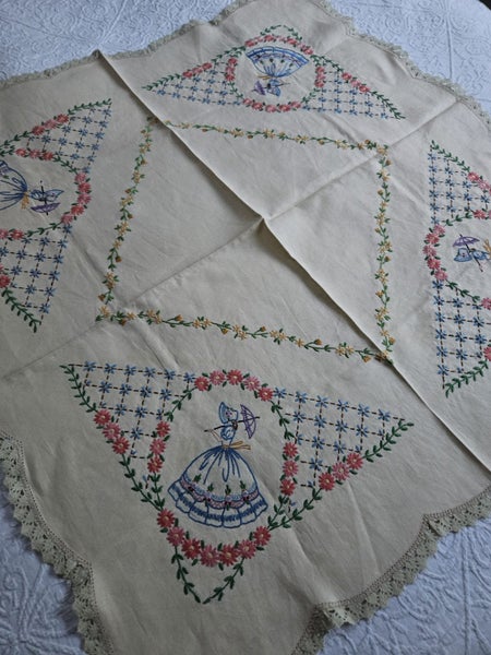 Vintage Hand Embroidered Crinoline LadiesTablecloth Carousel 2