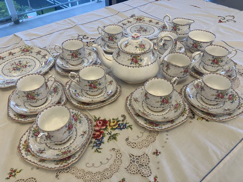 Bone China tea set62863863756291113