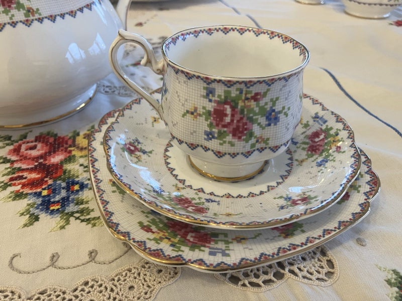 Bone China tea set62863863756291114