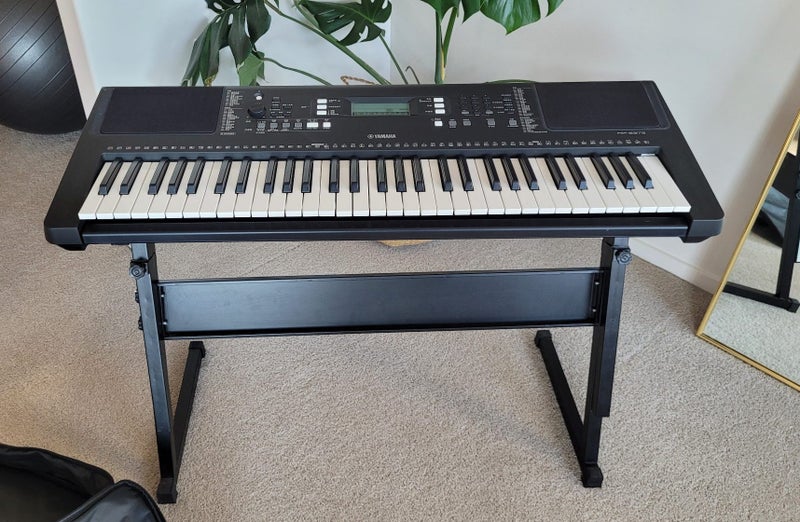 Yamaha PSR-E373 61-key Keyboard + Keyboard Stand + Piano Bag + Pedal628647409699851117