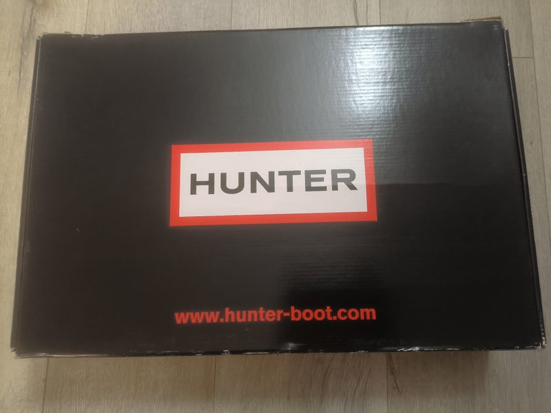 Hunter Sandhurst Black Rain Boots – Size EU37 / UK4 – Worn Once Carousel 1