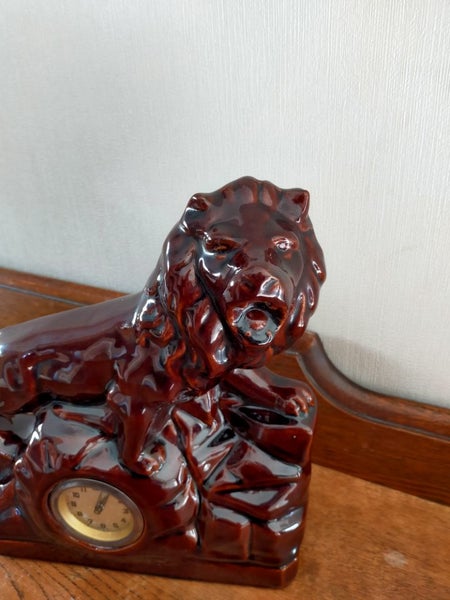 Art Deco Ceramic Lion Mantle Clock Carousel 2