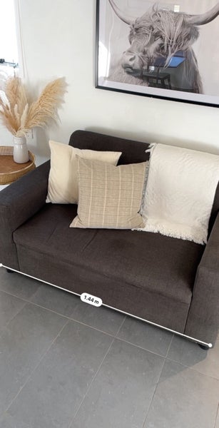 2 seater & 3 seater couches628638702264351111
